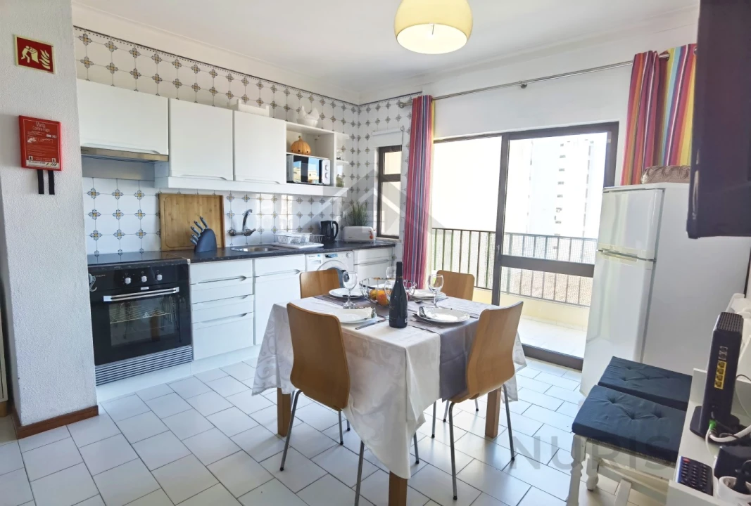Apartamento T2 para Arrendamento férias em Portimão Foto 3