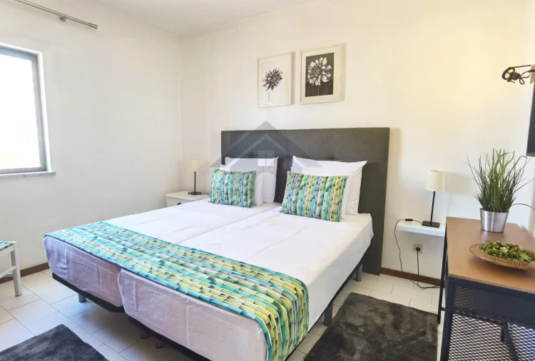 Apartamento T2 para Arrendamento férias em Portimão Foto 4