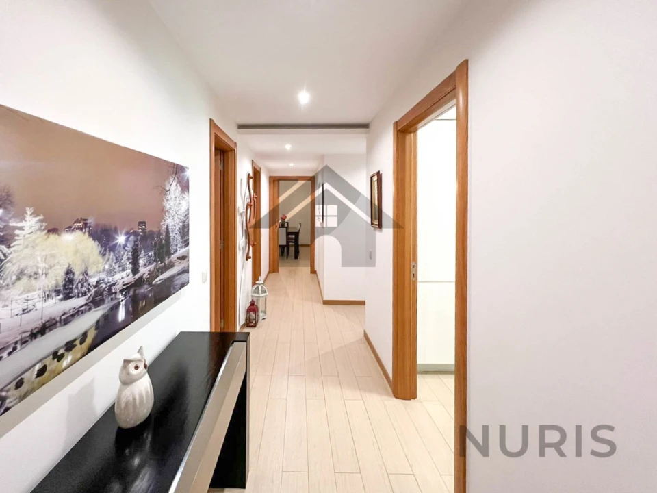 Apartamento T2 para Venda em Portimão Foto 7