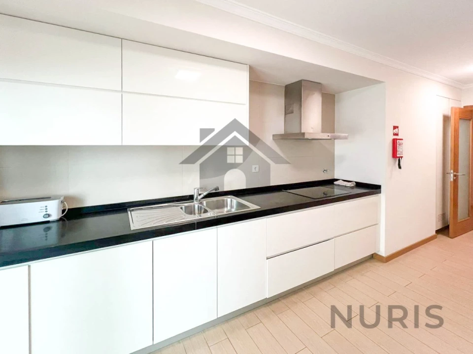 Apartamento T2 para Venda em Portimão Foto 10