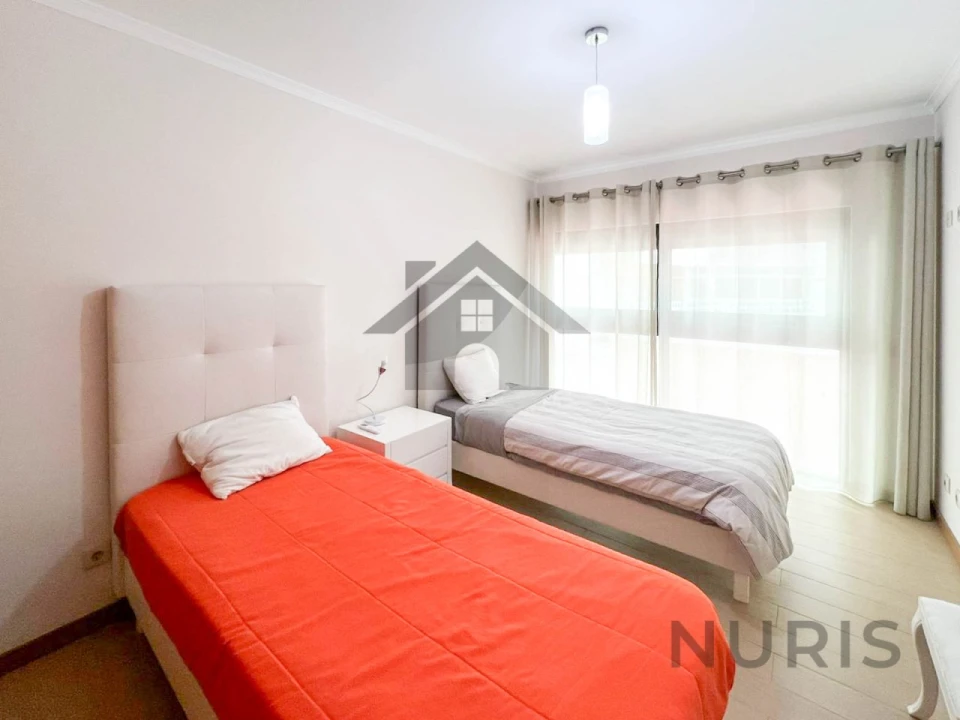 Apartamento T2 para Venda em Portimão Foto 26