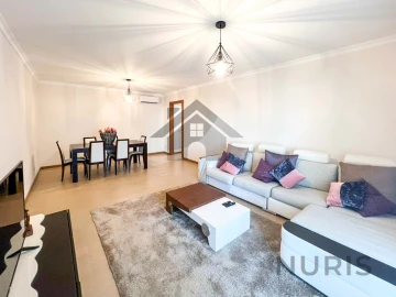 Apartamento T2 para Venda em Portimão