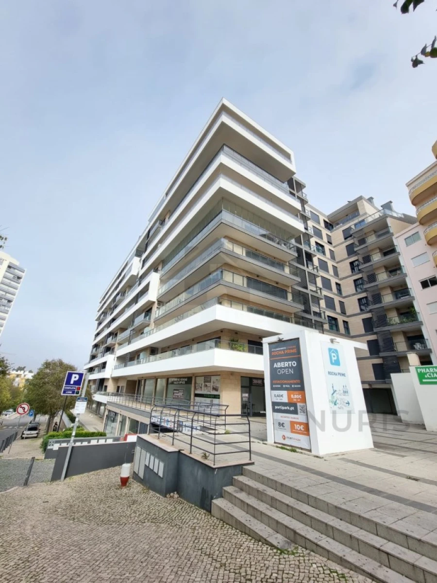 Apartamento T2 para Venda em Portimão Foto 36
