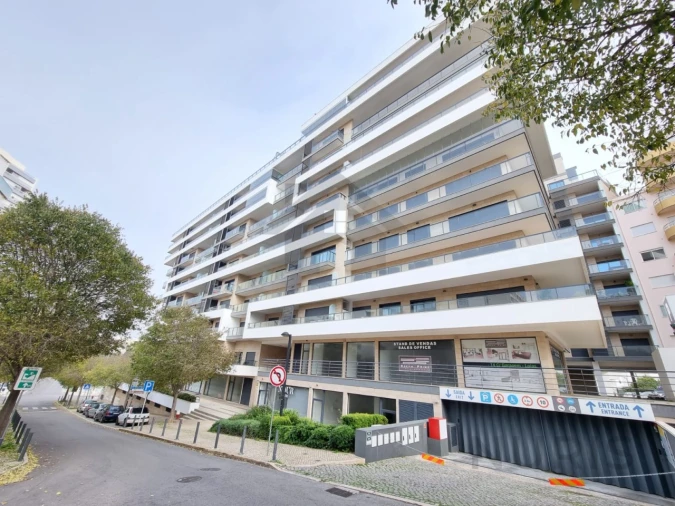 Apartamento T2 para Venda em Portimão Foto 38