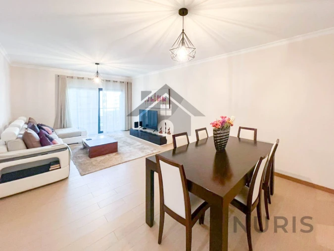 Apartamento T2 para Venda em Portimão Foto 2