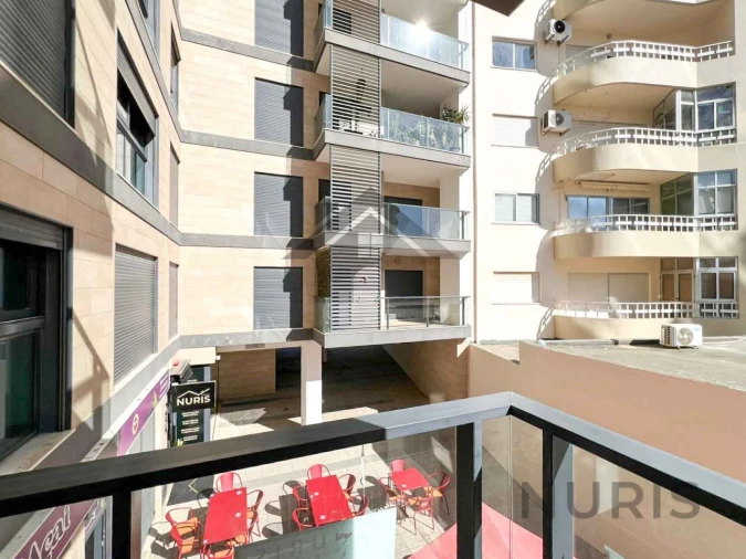 Apartamento T2 para Venda em Portimão Foto 13