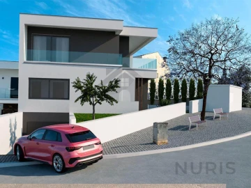 Moradia T4 para Venda em Portimão