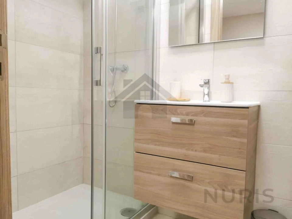 Apartamento T2 para Venda em Portimão Foto 9