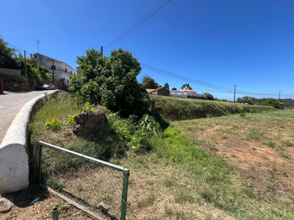 Quinta T2 para Venda em Marmelete Foto 24