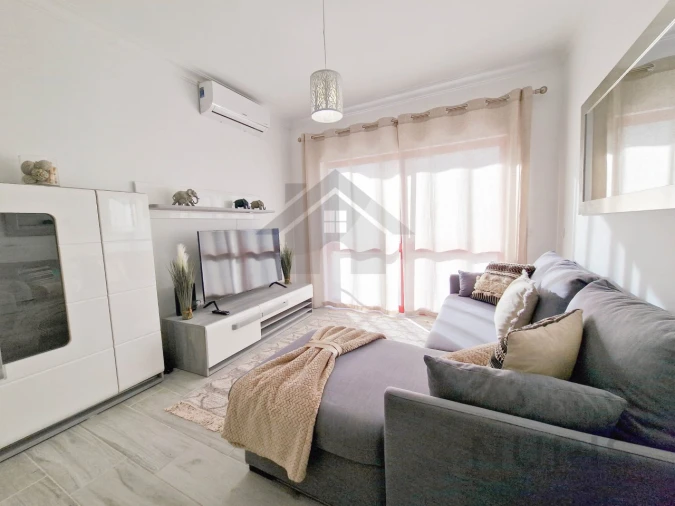 Apartamento T2 para Arrendamento férias em Portimão Foto 3