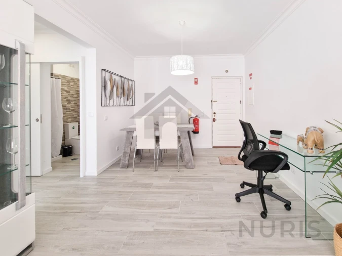 Apartamento T2 para Arrendamento férias em Portimão Foto 9