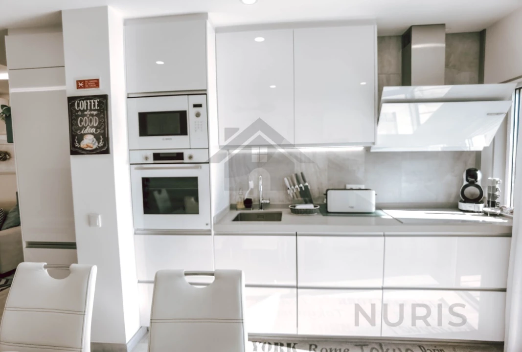 Apartamento T2 para Arrendamento férias em Portimão Foto 8