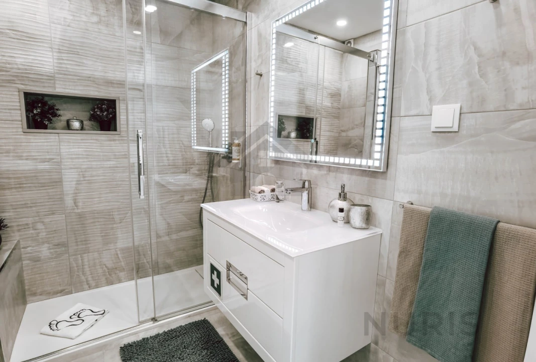 Apartamento T2 para Arrendamento férias em Portimão Foto 7