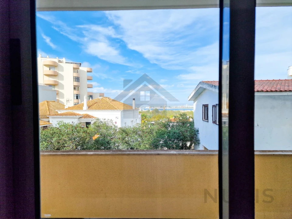 Apartamento T2 para Arrendamento férias em Portimão Foto 36