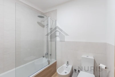 Apartamento T3 para Arrendamento férias em Alvor