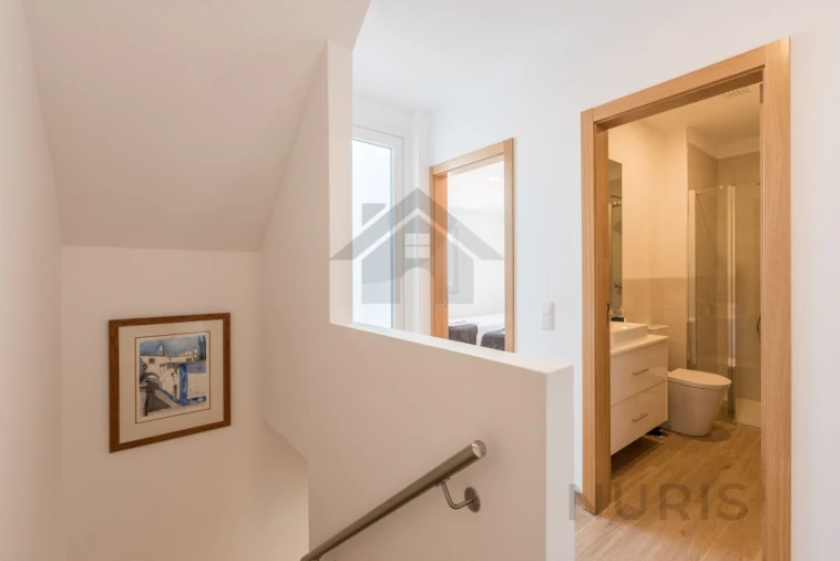Apartamento T3 para Arrendamento férias em Alvor Foto 10