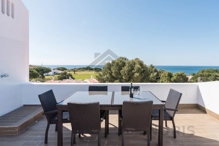 Apartamento T3 para Arrendamento férias em Alvor Foto 30