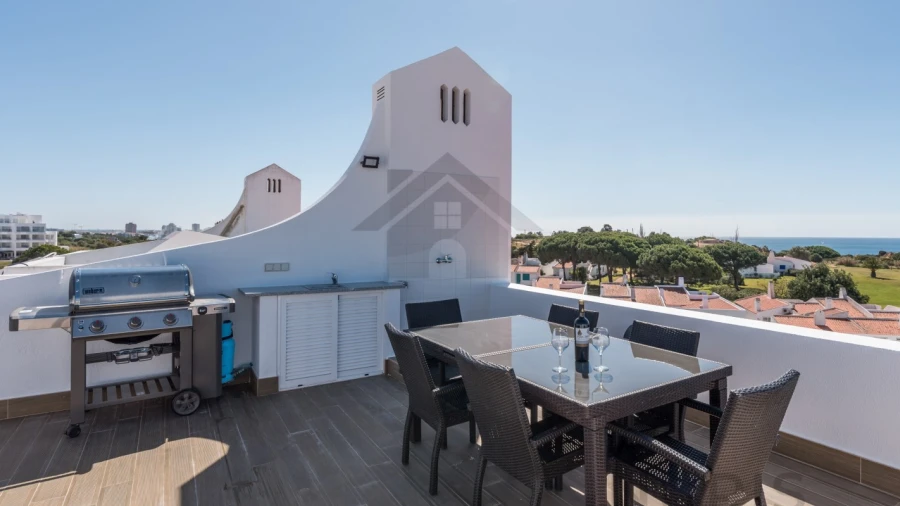 Apartamento T3 para Arrendamento férias em Alvor