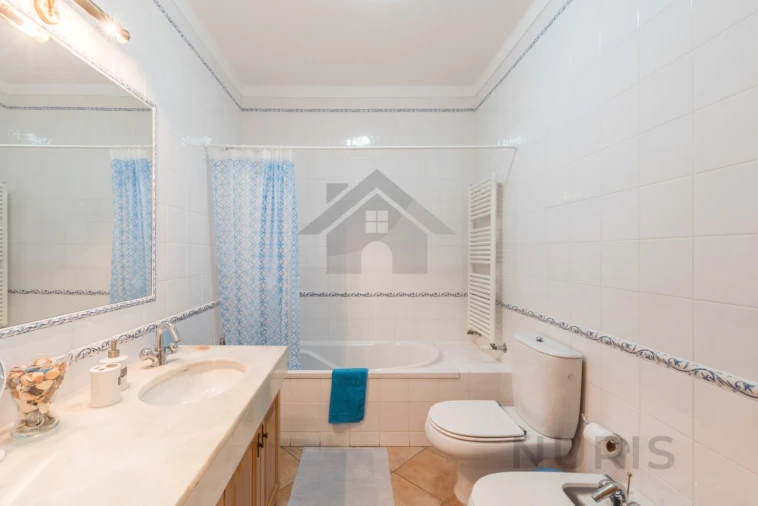 Apartamento T1 para Arrendamento férias em Alvor Foto 23