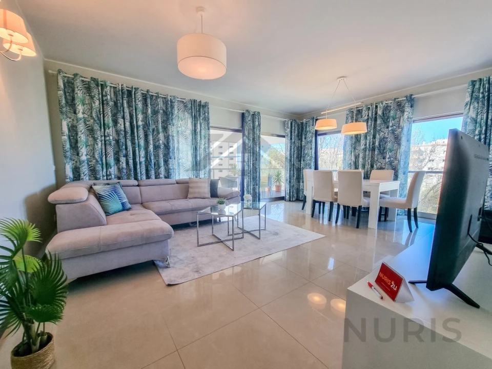 Apartamento T3 para Arrendamento férias em Portimão Foto 2