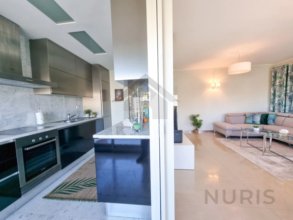 Apartamento T3 para Arrendamento férias em Portimão Foto 6