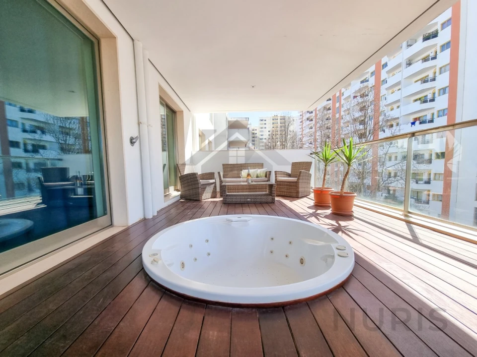 Apartamento T3 para Arrendamento férias em Portimão Foto 13