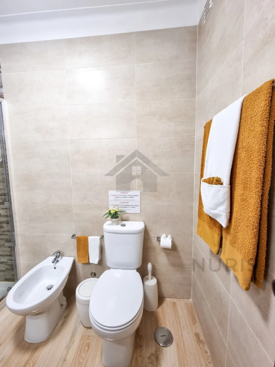 Apartamento T2 para Arrendamento férias em Portimão Foto 10