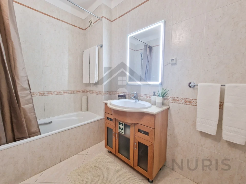 Apartamento T1 para Arrendamento férias em Alvor Foto 11