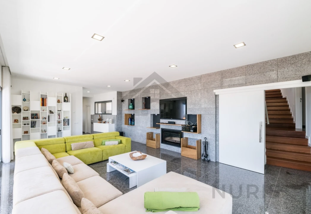 Moradia T4 para Arrendamento férias em Monchique Foto 15