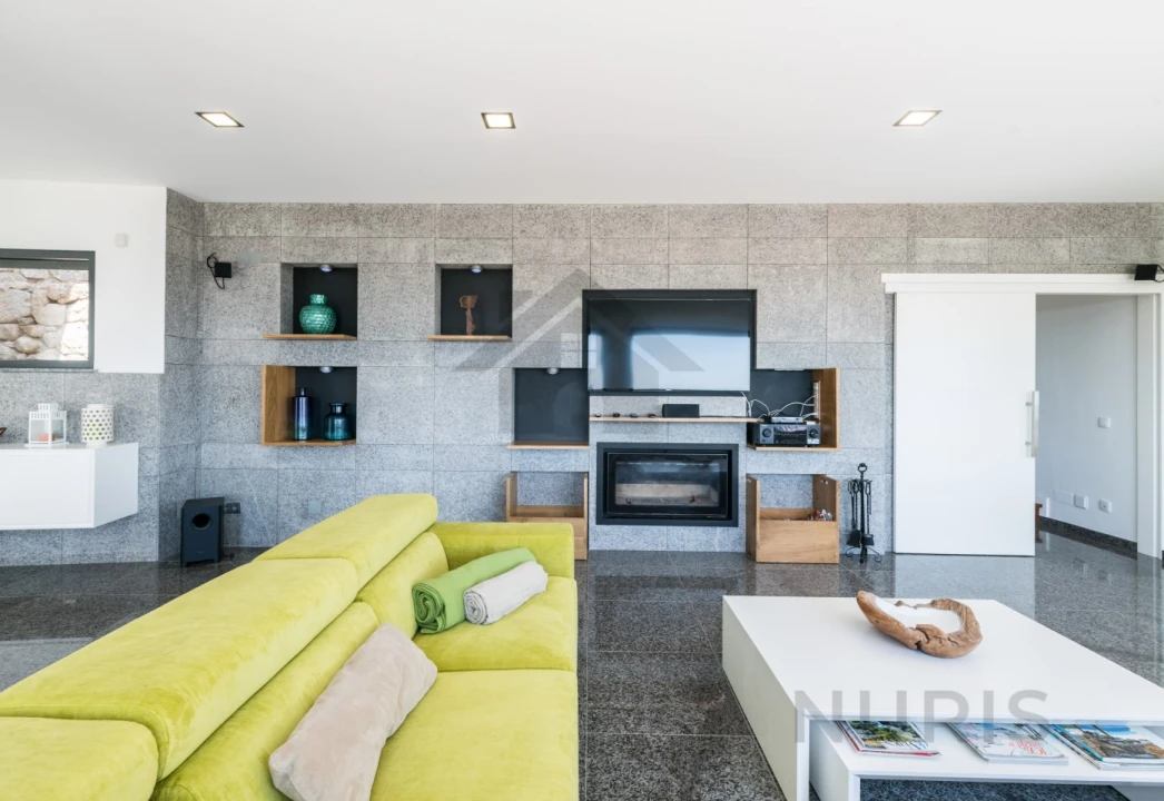 Moradia T4 para Arrendamento férias em Monchique Foto 18