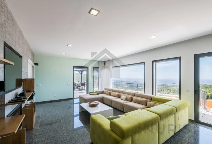 Moradia T4 para Arrendamento férias em Monchique Foto 13