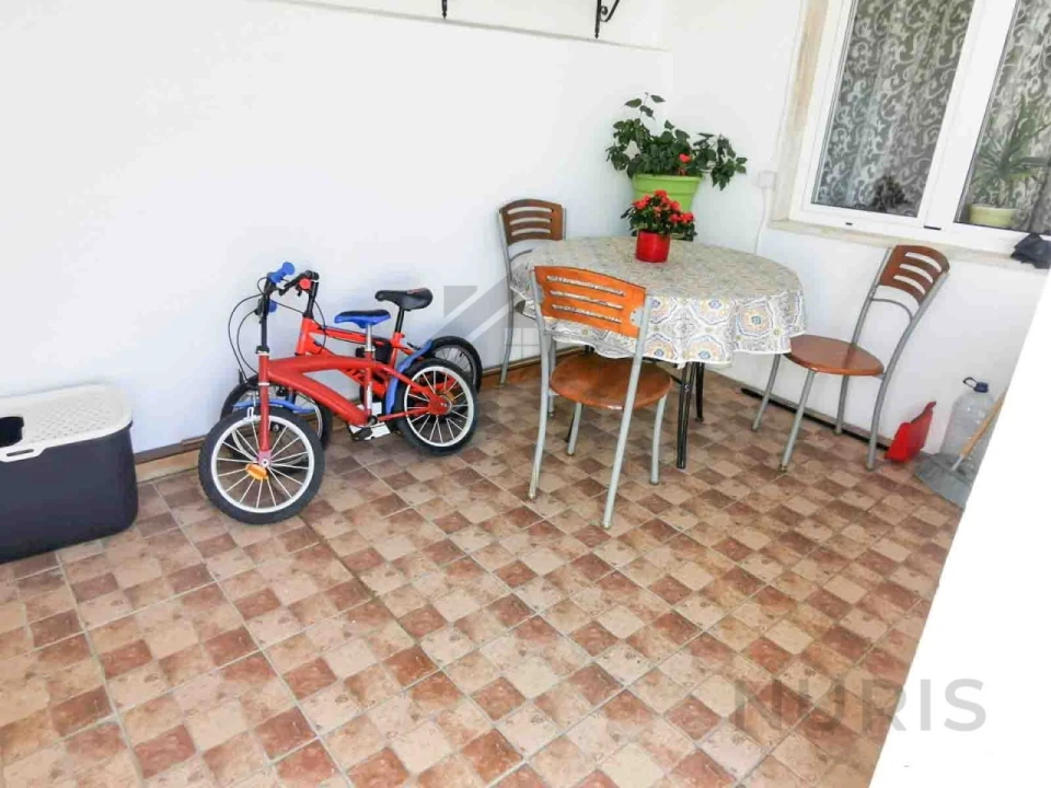 Apartamento T4 para Venda em Portimão Foto 7