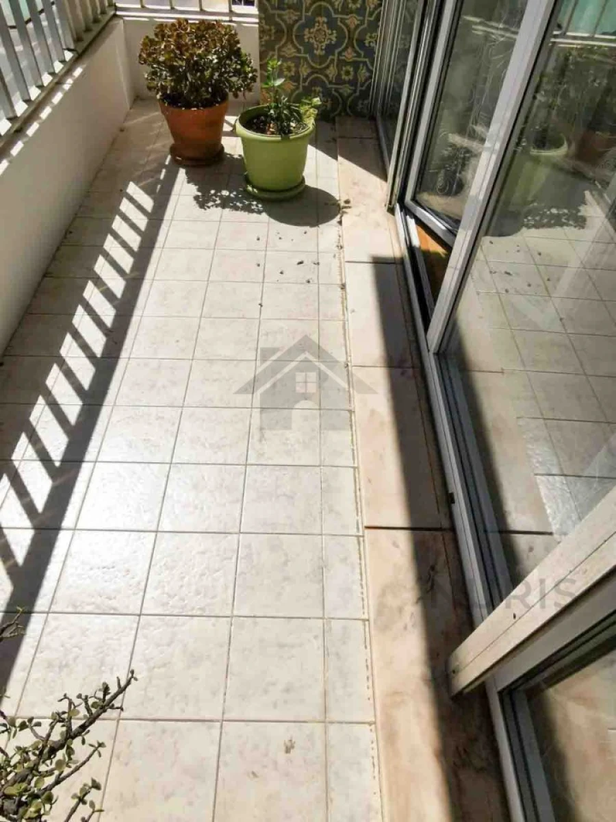 Apartamento T4 para Venda em Portimão Foto 12