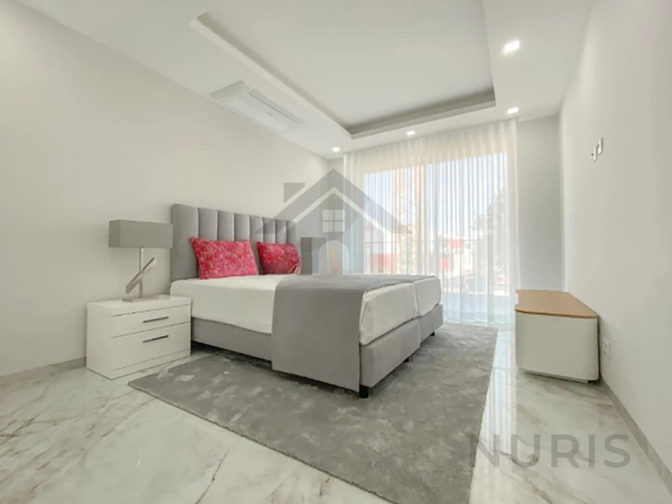 Apartamento T2 para Venda em Lagos (São Sebastião e Santa Maria) Foto 6