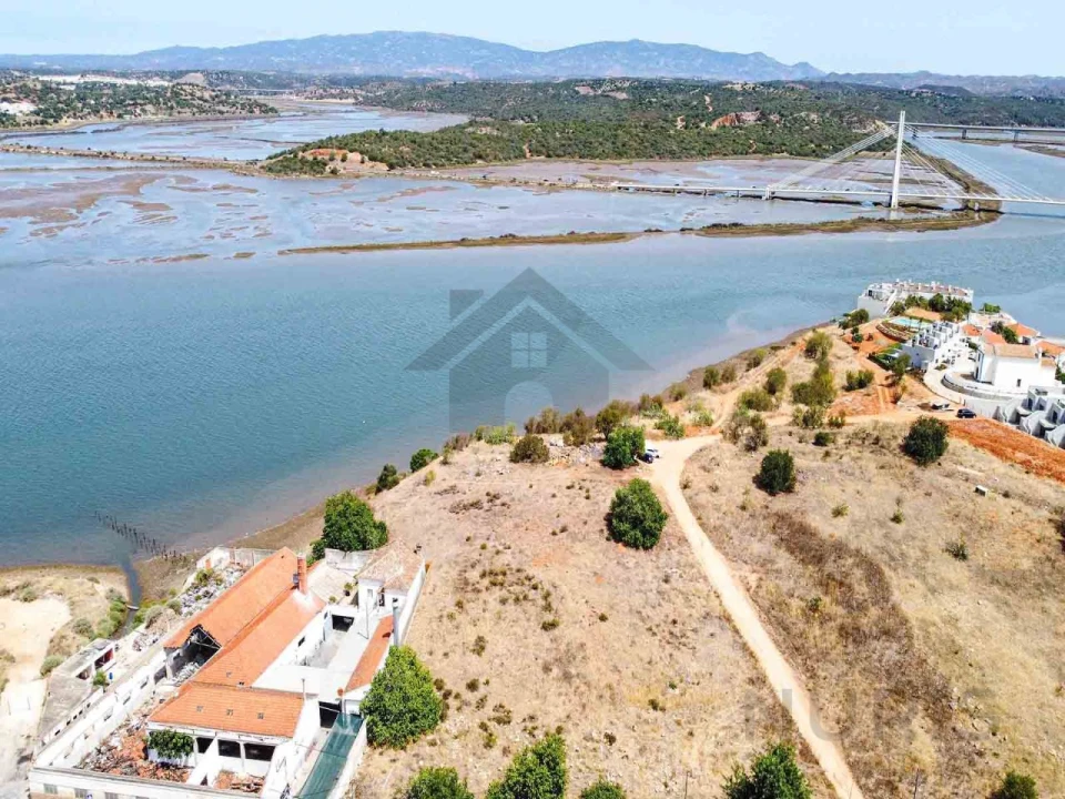 Terreno para Venda em Estômbar e Parchal Foto 4