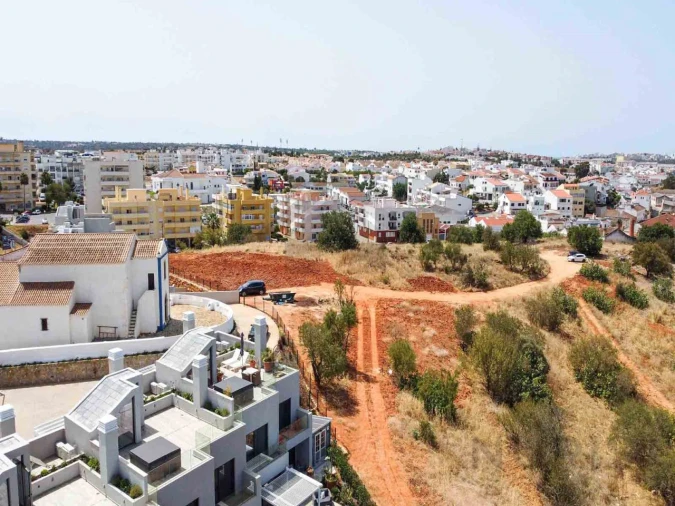 Terreno para Venda em Estômbar e Parchal Foto 9
