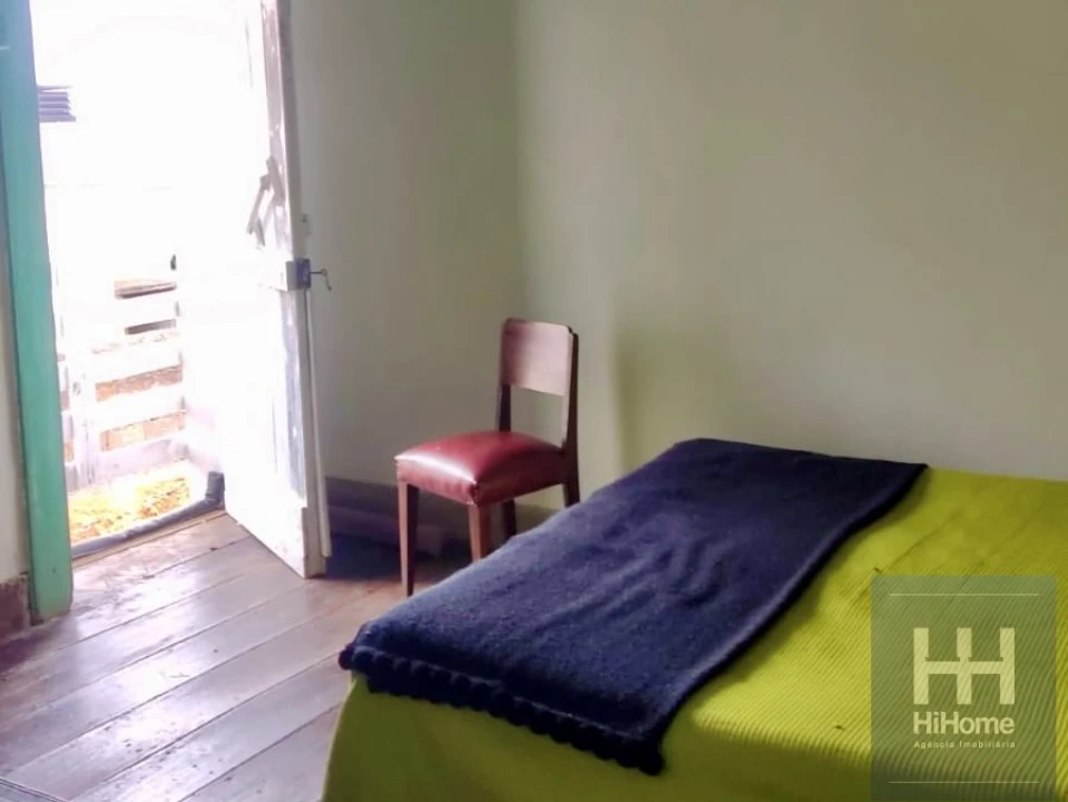Moradia T2 para Venda em Fajã da Ovelha Foto 7