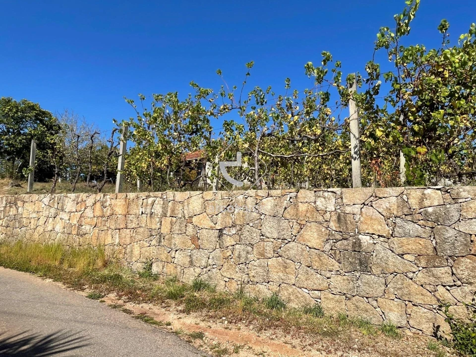 Terreno para Venda em Arcozelo Foto 38