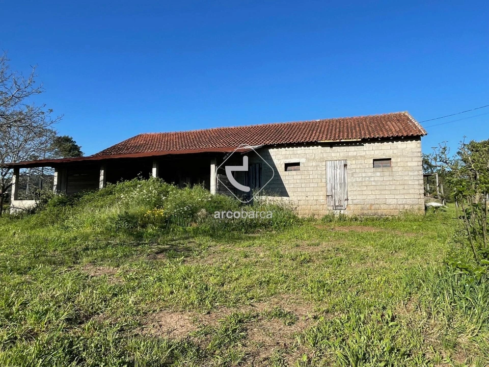 Terreno para Venda em Arcozelo Foto 6