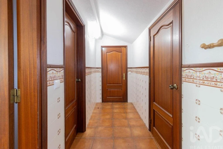 Prédio para Venda em Espariz e Sinde Foto 16