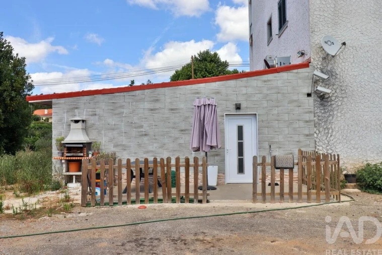 Prédio para Venda em Espariz e Sinde Foto 18