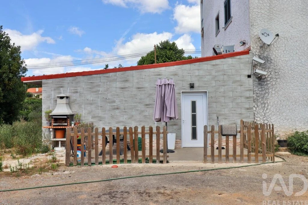 Prédio para Venda em Espariz e Sinde Foto 18