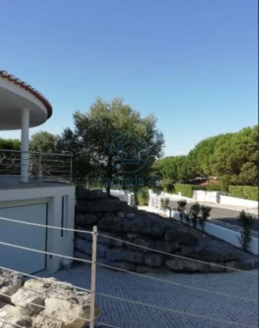 Moradia T4 para Venda em Agualva e Mira-Sintra Foto 21