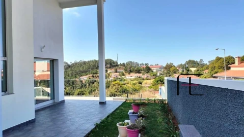 Moradia T3 para Venda em Prazeres