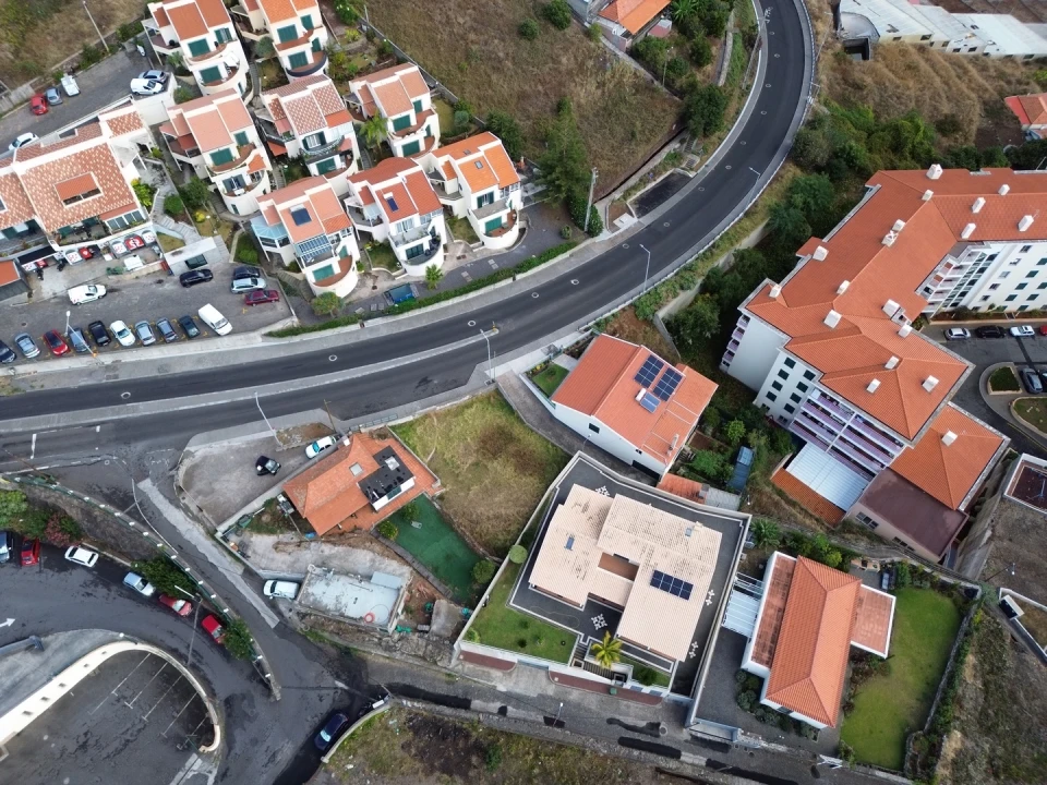 Moradia T2 para Venda em Caniço Foto 10