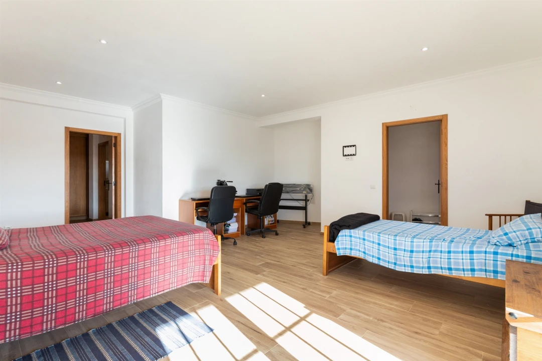 Moradia T7 para Venda em Terena (São Pedro) Foto 30