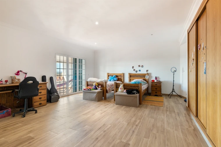 Moradia T7 para Venda em Terena (São Pedro) Foto 28