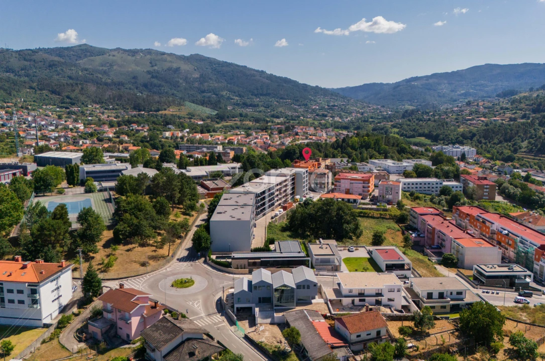 Apartamento T4 para Venda em Ponte da Barca, V.N. Muía, Paço Vedro Magalhães Foto 23