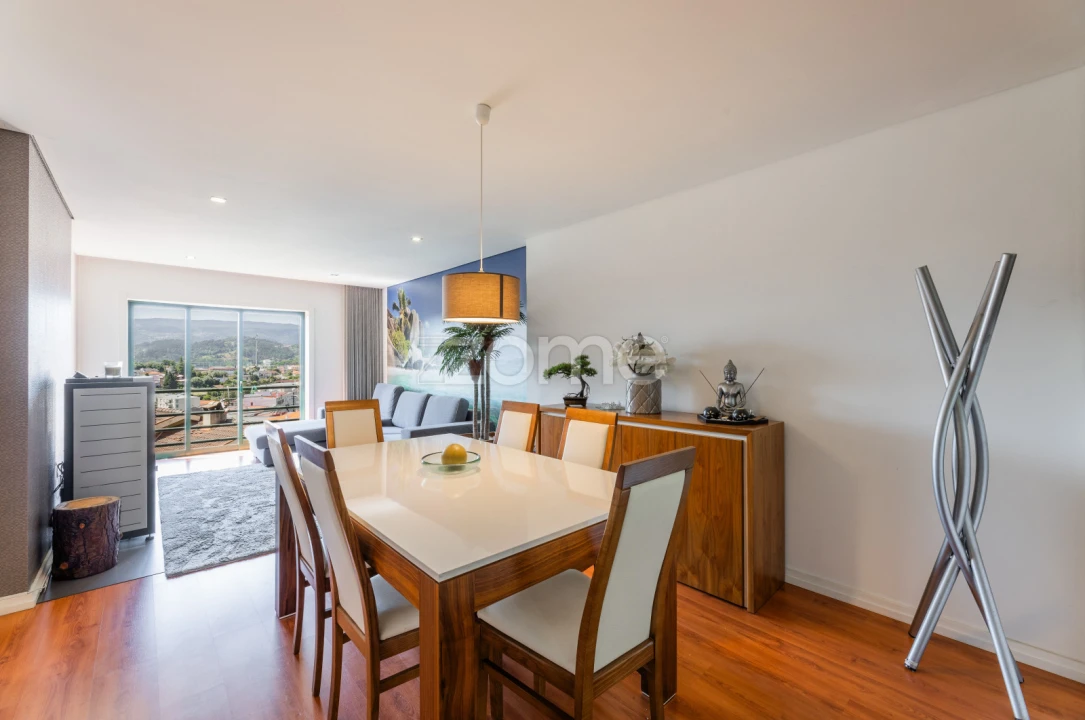 Apartamento T4 para Venda em Ponte da Barca, V.N. Muía, Paço Vedro Magalhães Foto 2