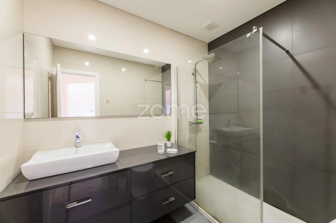 Apartamento T4 para Venda em Ponte da Barca, V.N. Muía, Paço Vedro Magalhães Foto 18